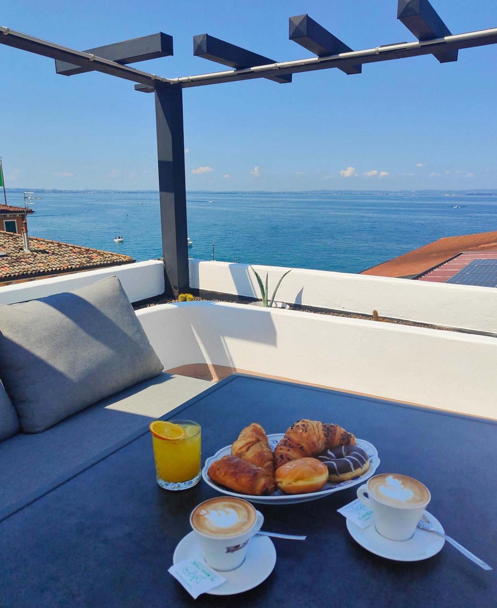 Appartamento Con Vista Mozzafiato Lazise Exterior foto